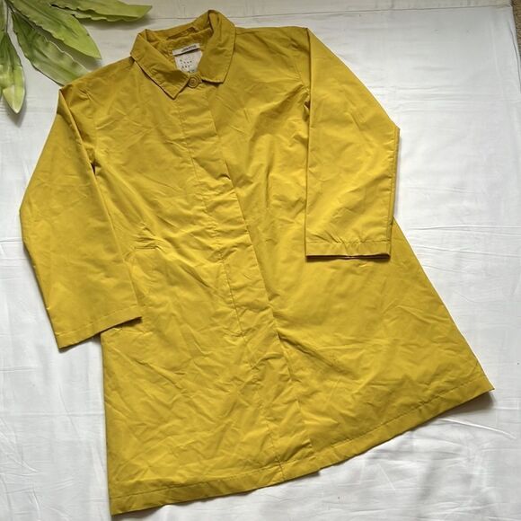 ⭐️a New Day Women's Rain Jacket⭐️ - Picture 5 of 10